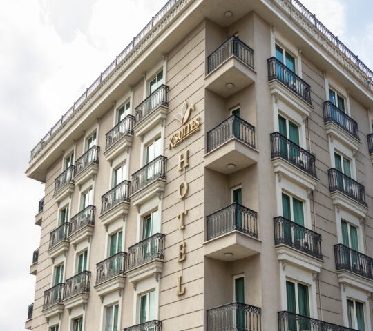 K Suites Hotel